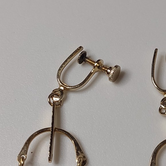 Gold Tone And White Bead Screw On Dangle Earrings - Picture 5 of 12